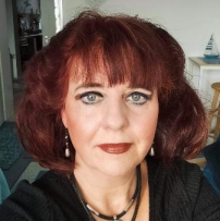 Martina - E-Mail & Beratung - Magie, Rituale & Energiearbeit - Kartenlegen & kostenlos - Engel- & Botschaftsberatung - Kartenlegen – Online & Rundumblick